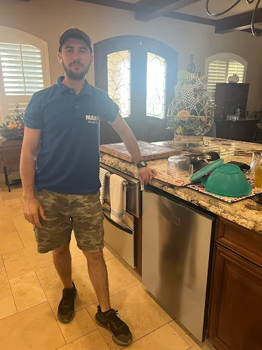 Appliance repair by Max Fixing technician - photo 5