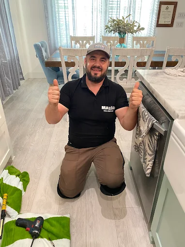 Appliance repair by Max Fixing technician - photo 12